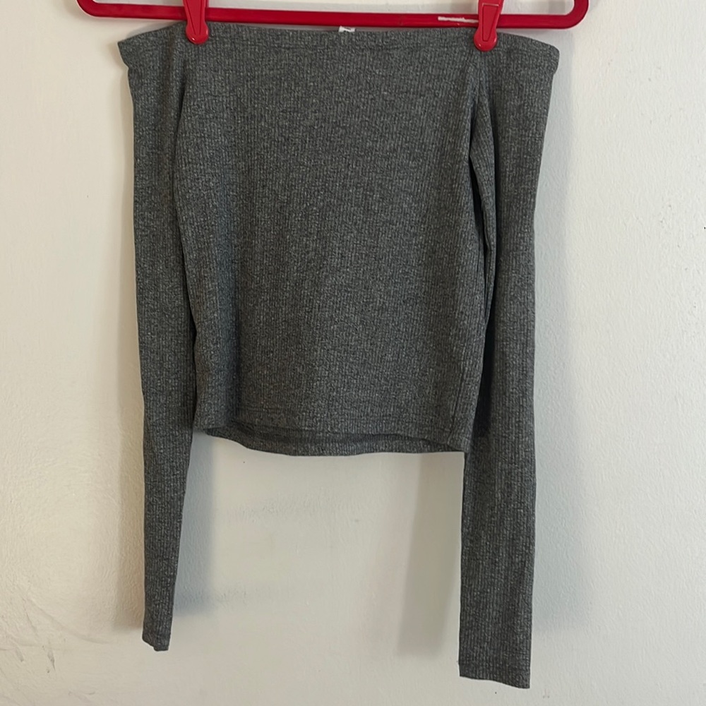 Off the shoulder grey long sleeved Crop top